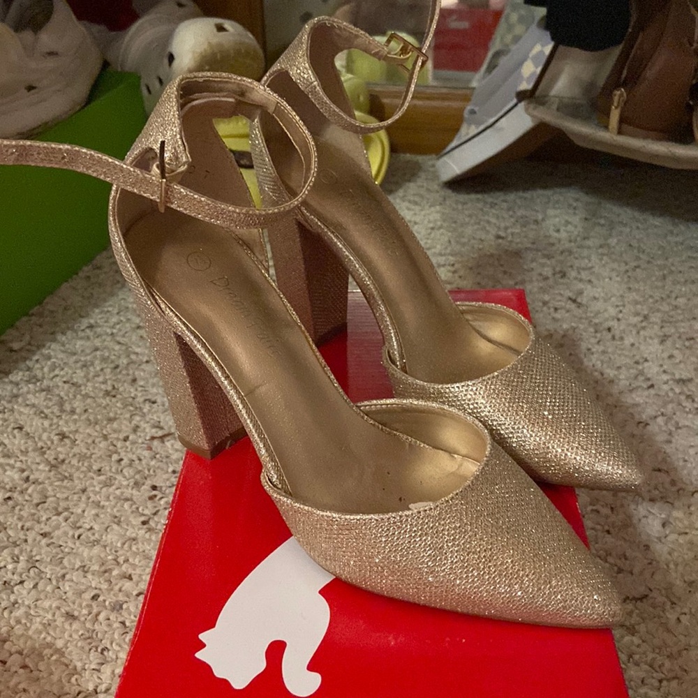 size 7 1/2 prom heels
